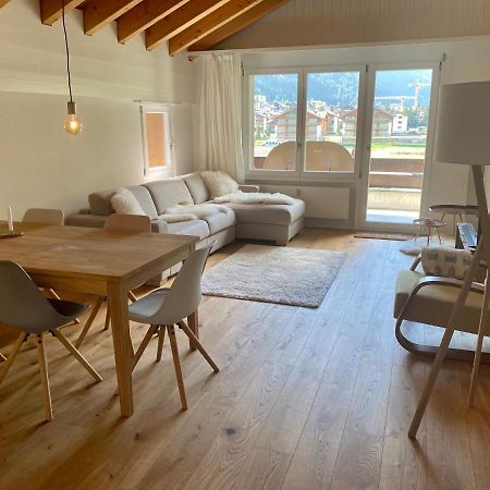 Moderne Dachwohnung Naehe Zermatt Mit Balkon Теш Екстер'єр фото