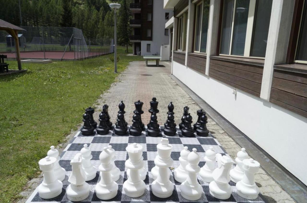Moderne Dachwohnung Naehe Zermatt Mit Balkon Теш Екстер'єр фото