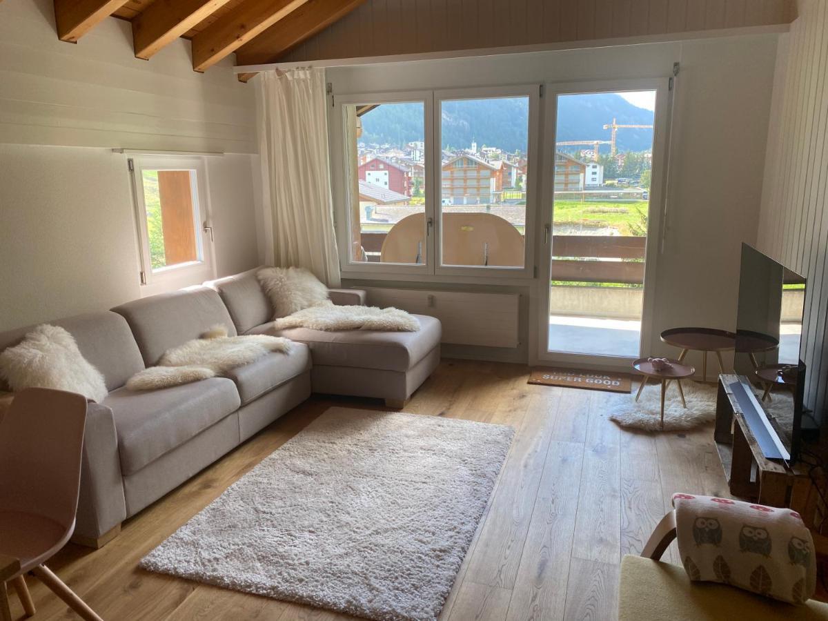 Moderne Dachwohnung Naehe Zermatt Mit Balkon Теш Екстер'єр фото
