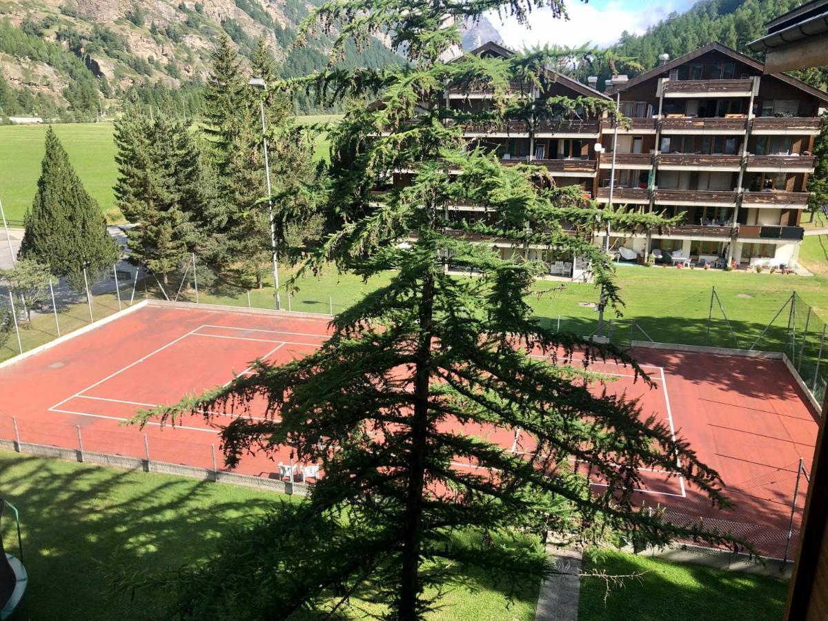 Moderne Dachwohnung Naehe Zermatt Mit Balkon Теш Екстер'єр фото