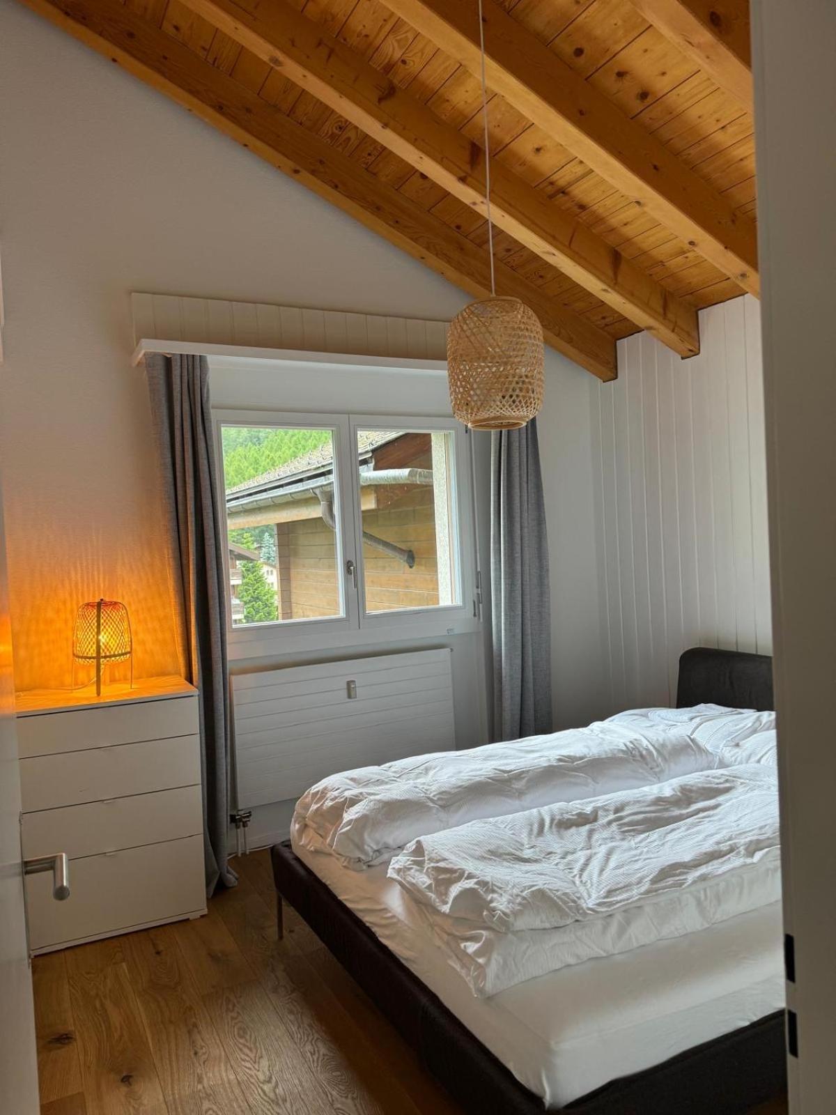 Moderne Dachwohnung Naehe Zermatt Mit Balkon Теш Екстер'єр фото